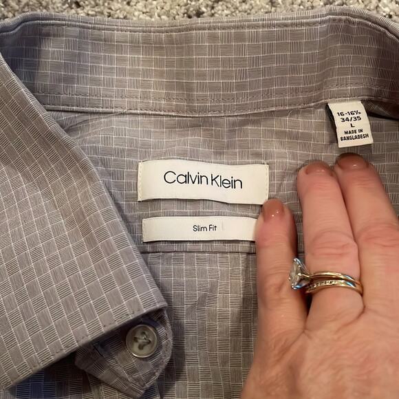 Calvin Klein slim fit gray with white stripe button down size large - Picture 6 of 7